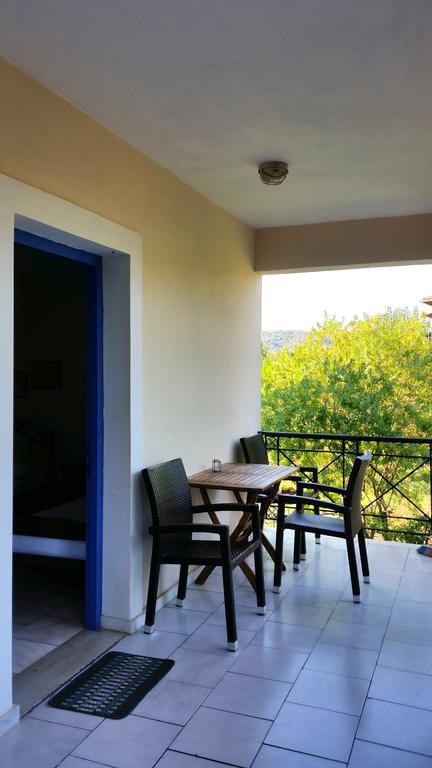 Fraxa Hotel Lijá Szoba fotó